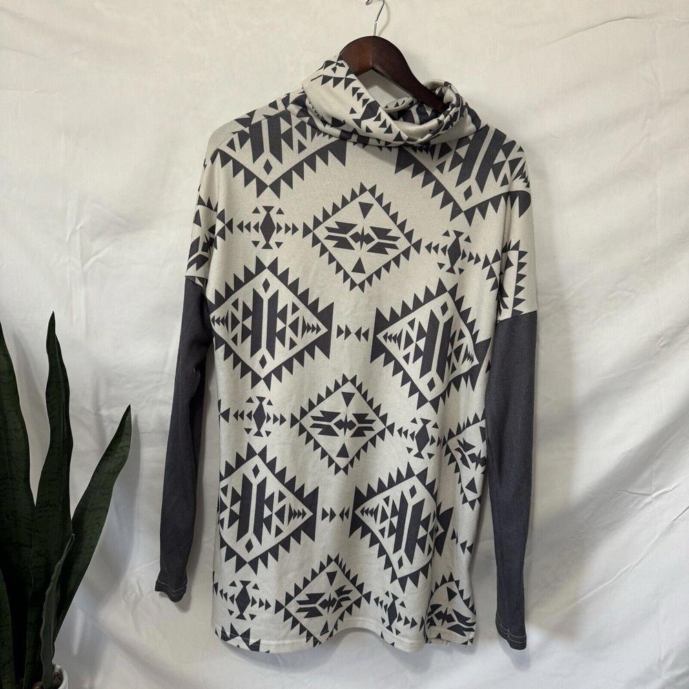Gray and cream Aztec Long Sleeve Shirt